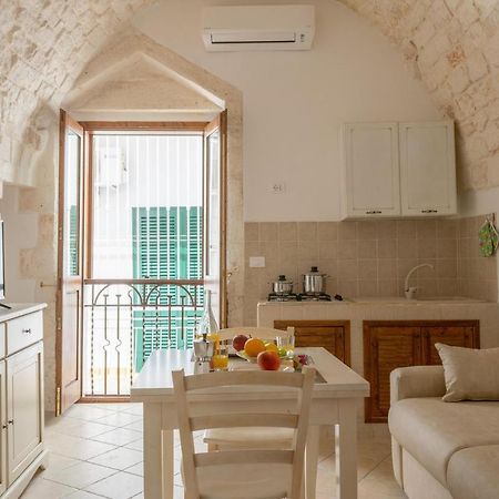 Amari'S Home Ostuni Buitenkant foto