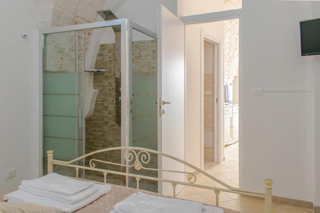 Amari'S Home Ostuni Buitenkant foto