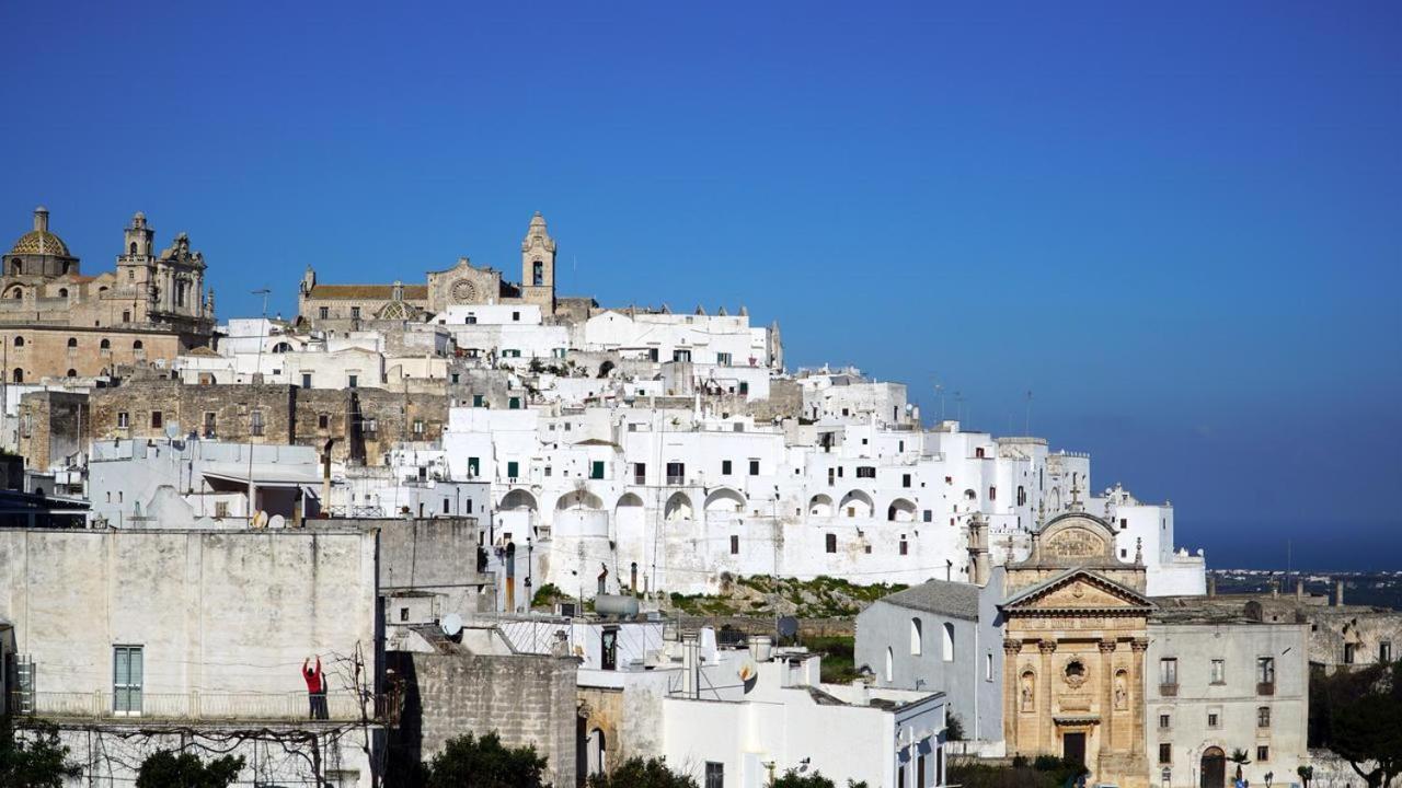 Amari'S Home Ostuni Buitenkant foto